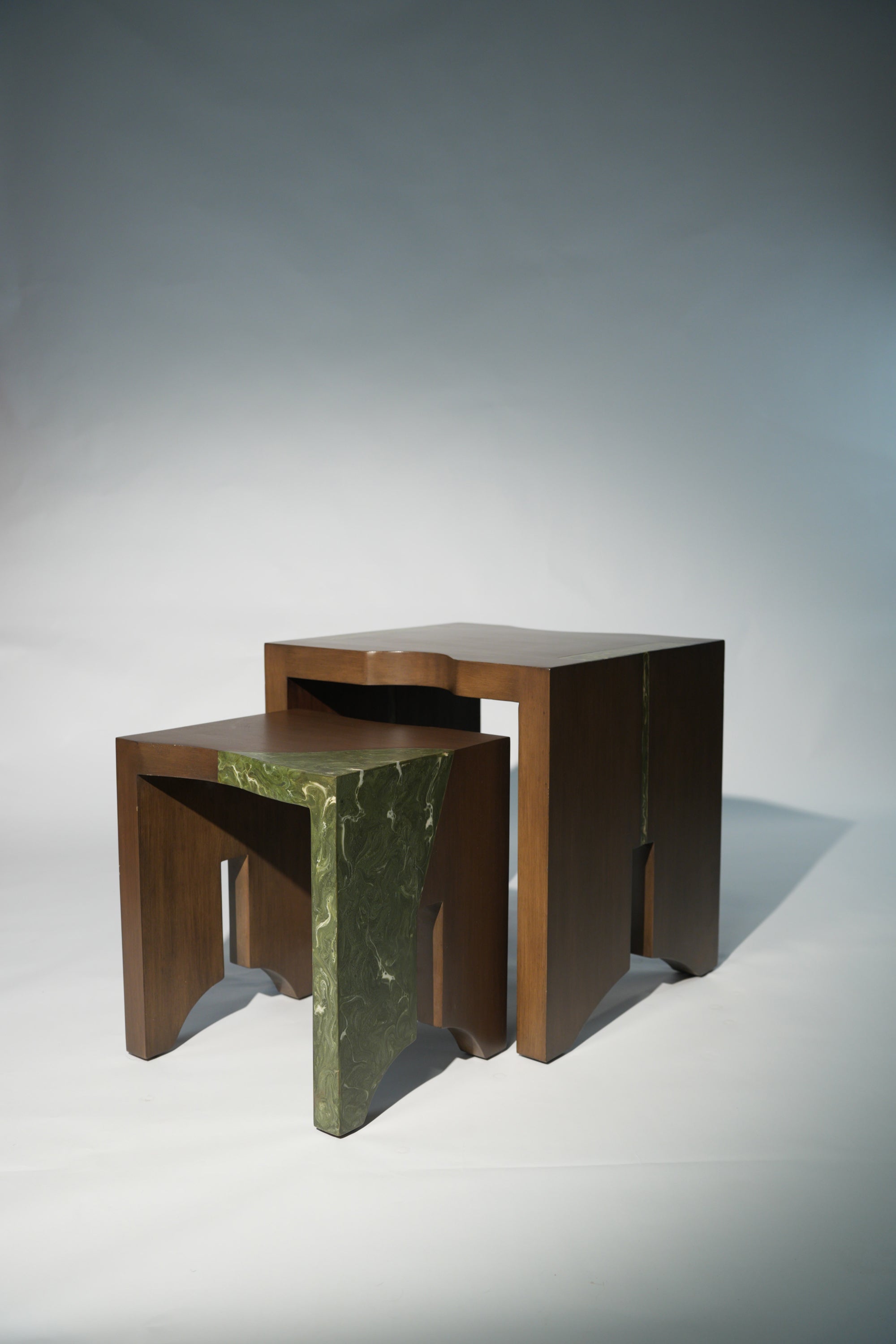 OPUS END TABLE