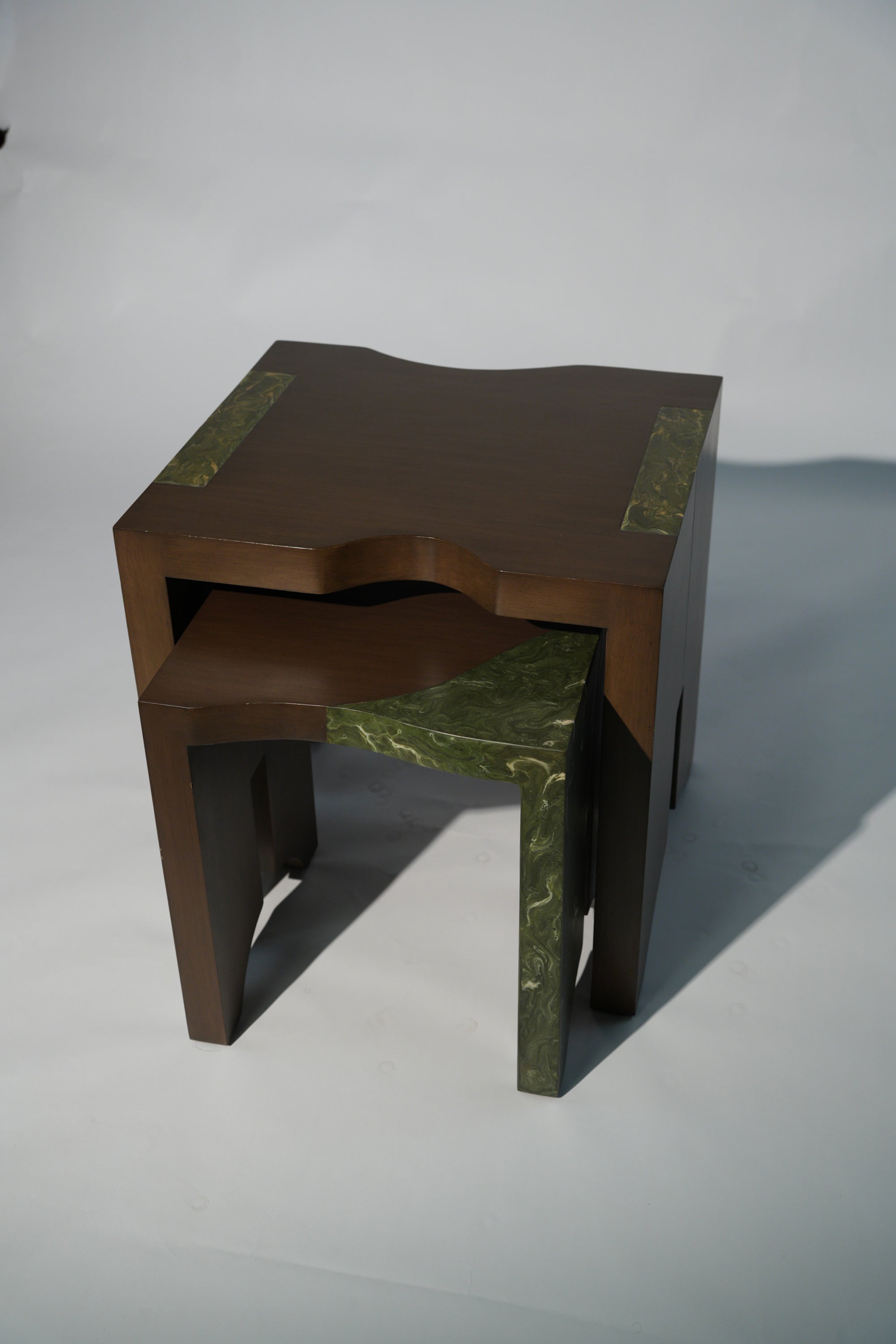 OPUS END TABLE