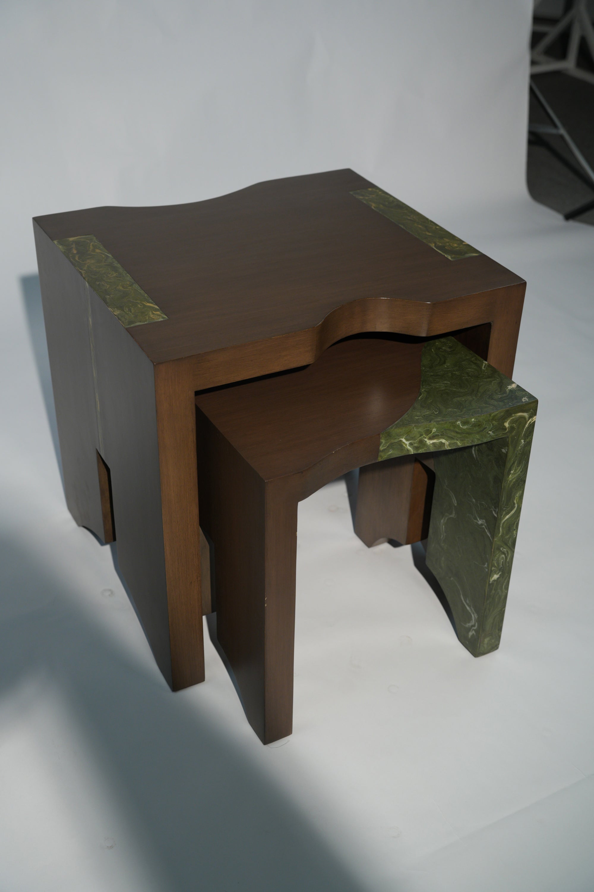 OPUS END TABLE