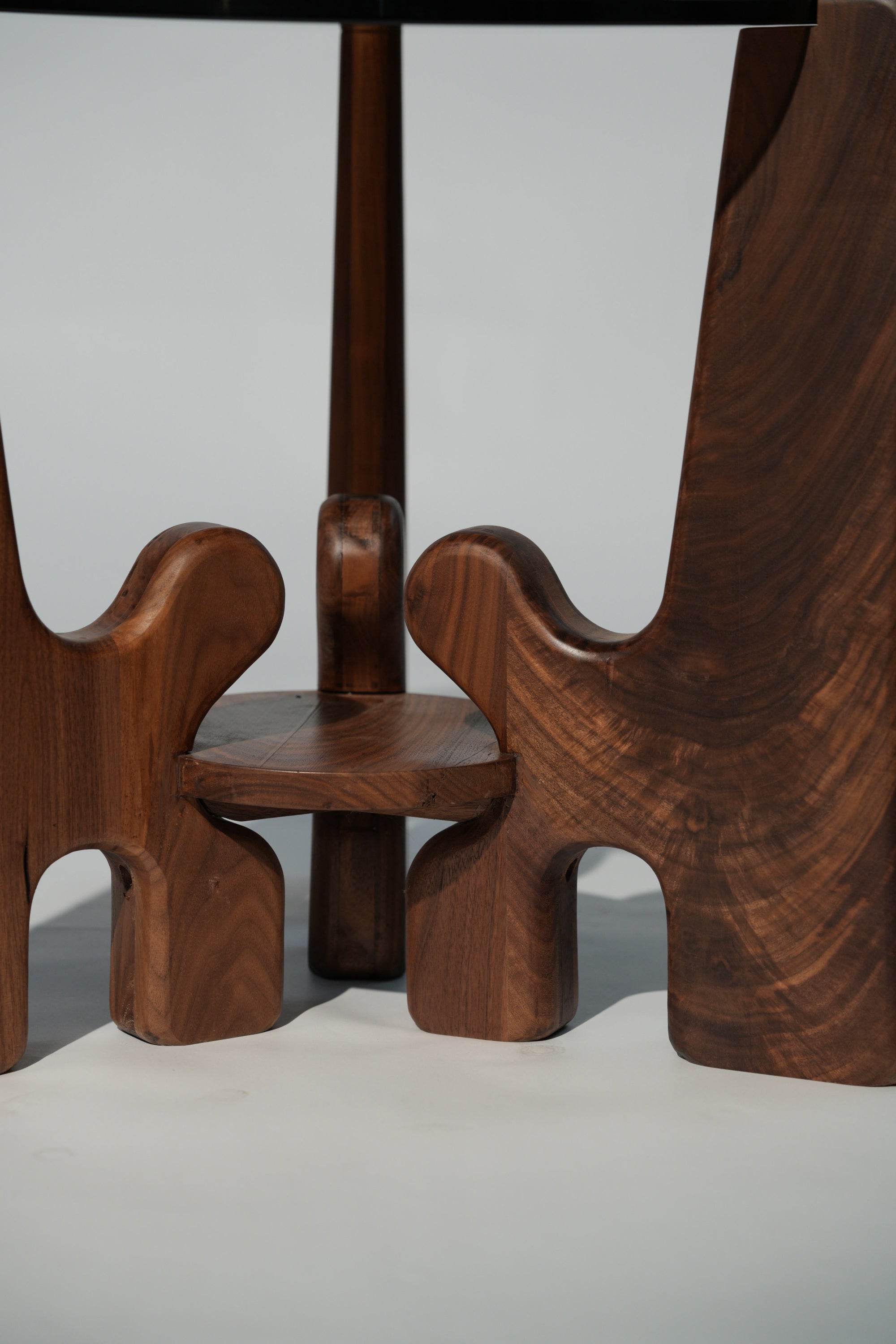 The Apex Center Table