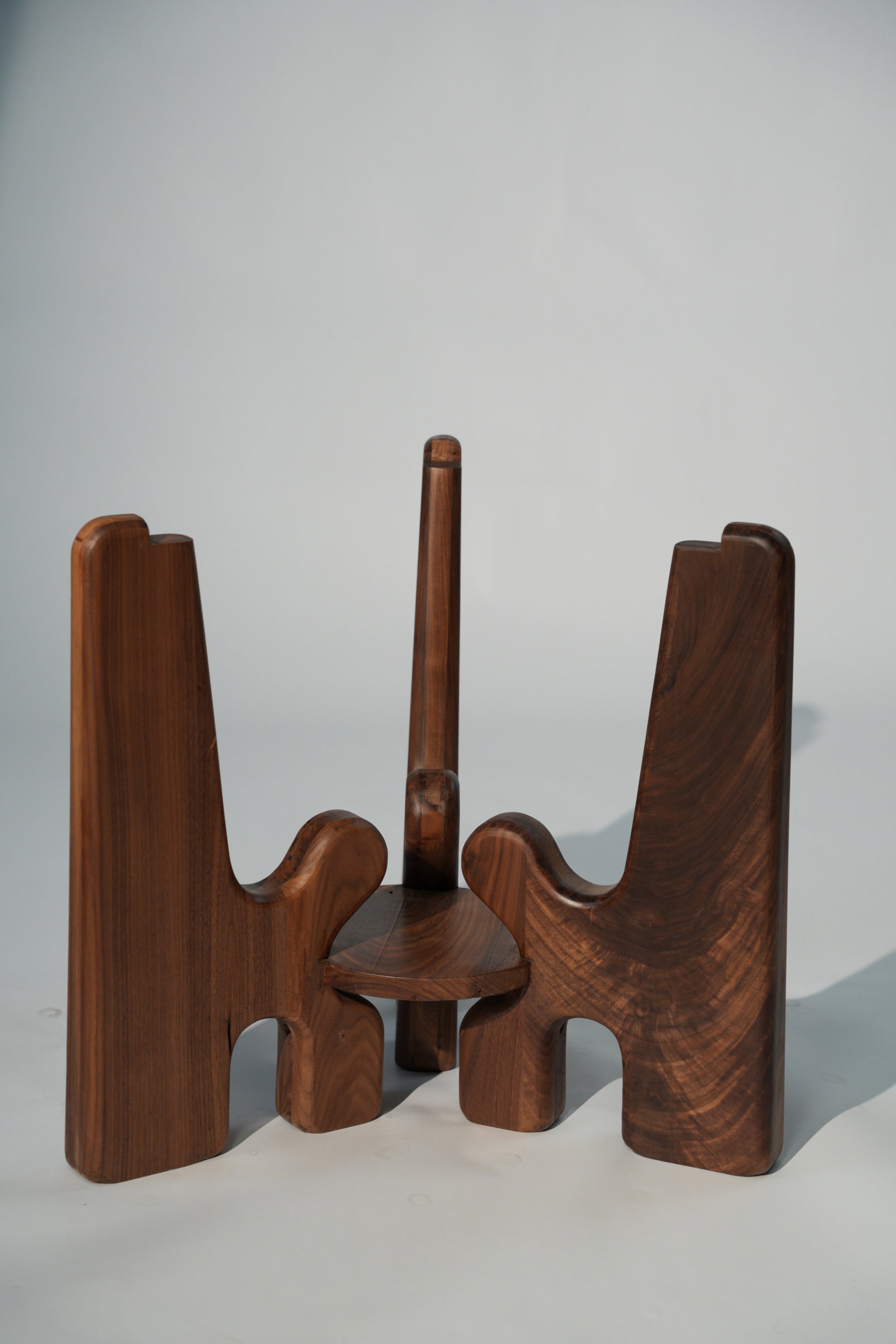 The Apex Center Table