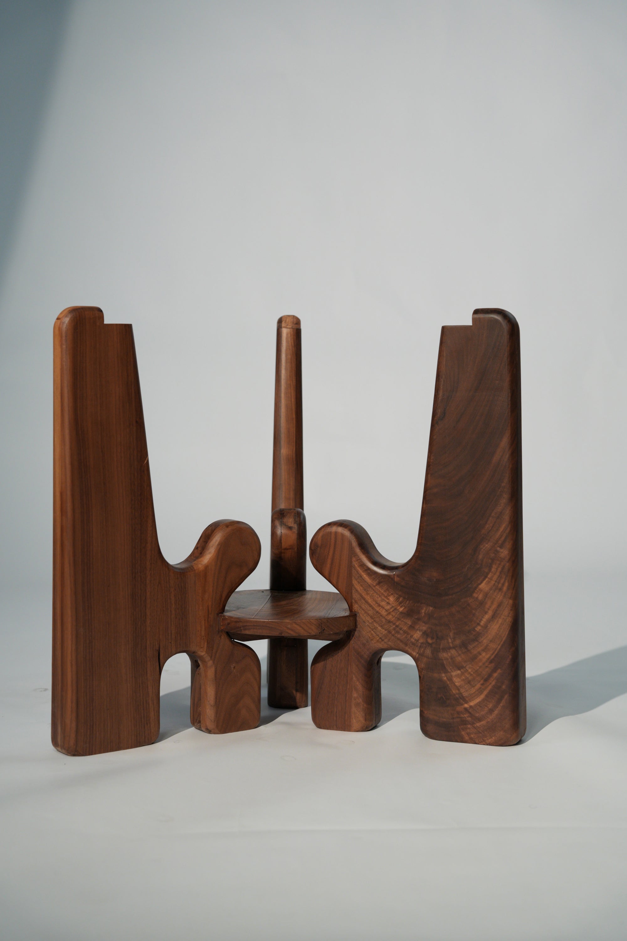 The Apex Center Table