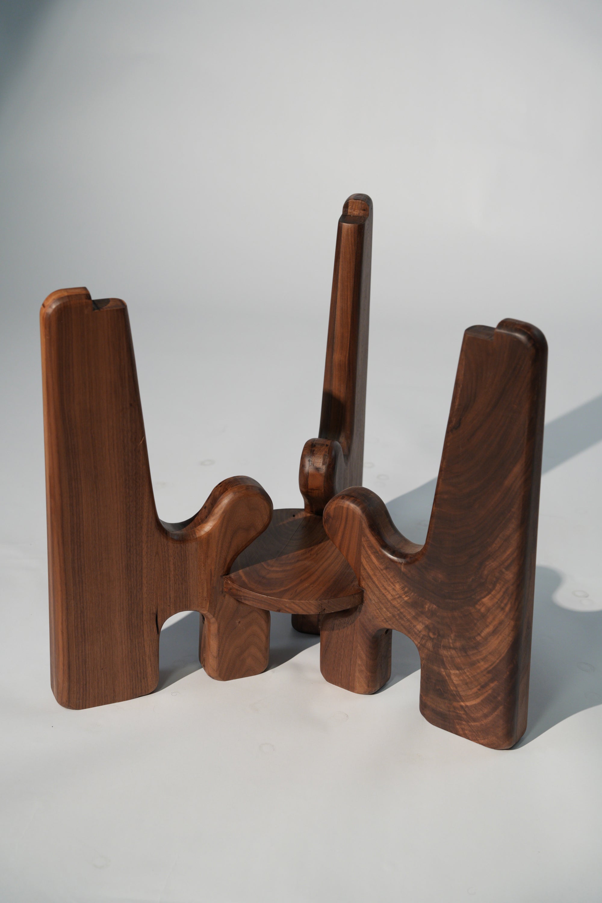 The Apex Center Table