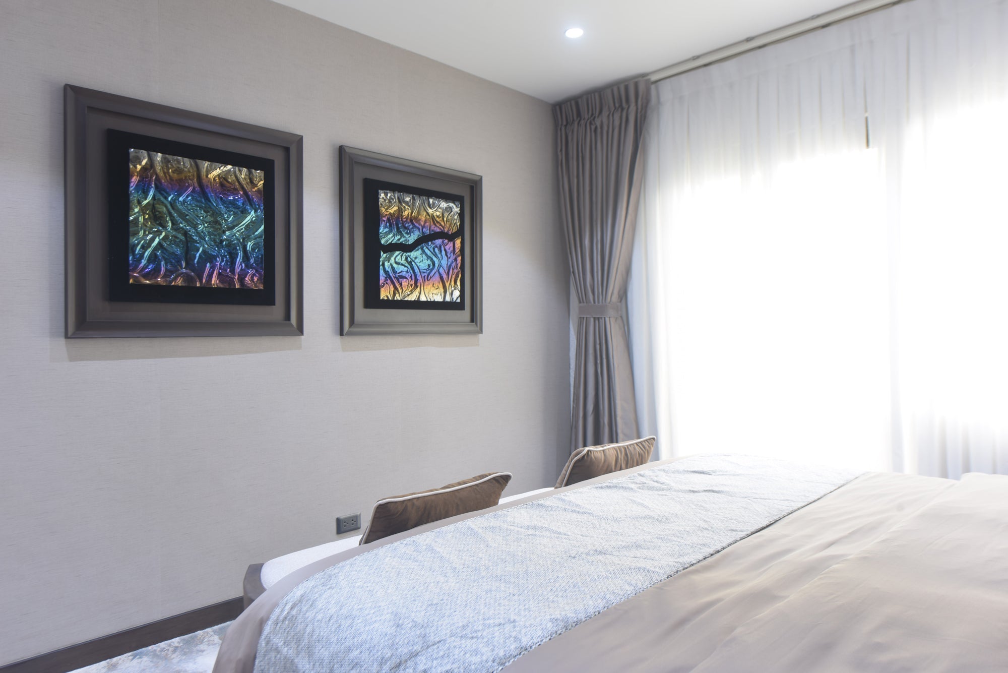 CHROMAL FLOW- DYNAMIC ABSTRACT