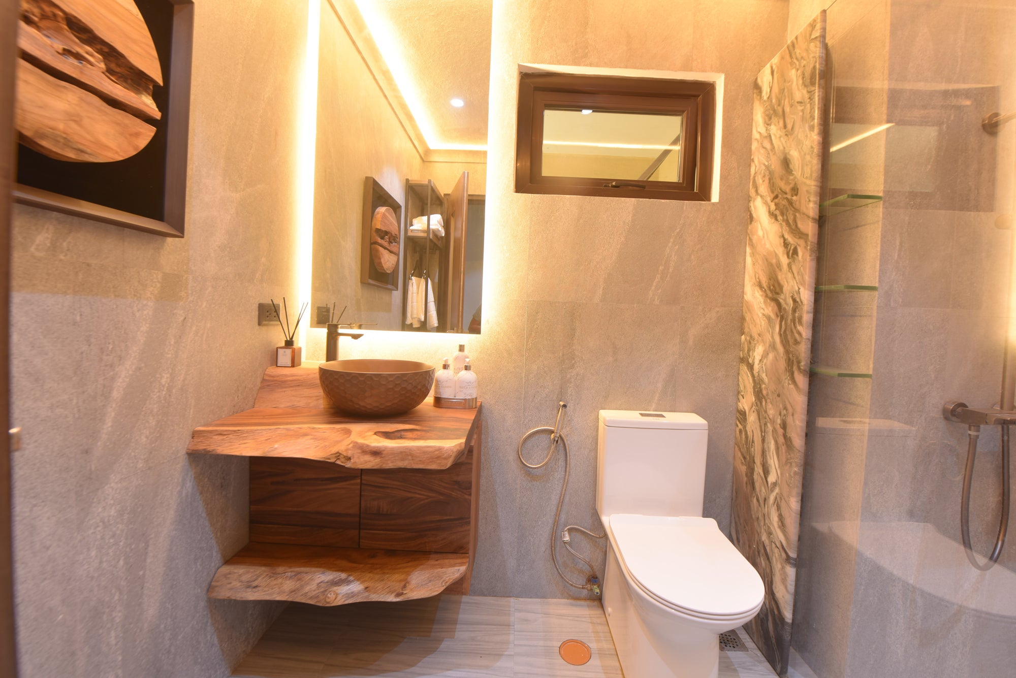 The Sierra Live-Edge Vanity