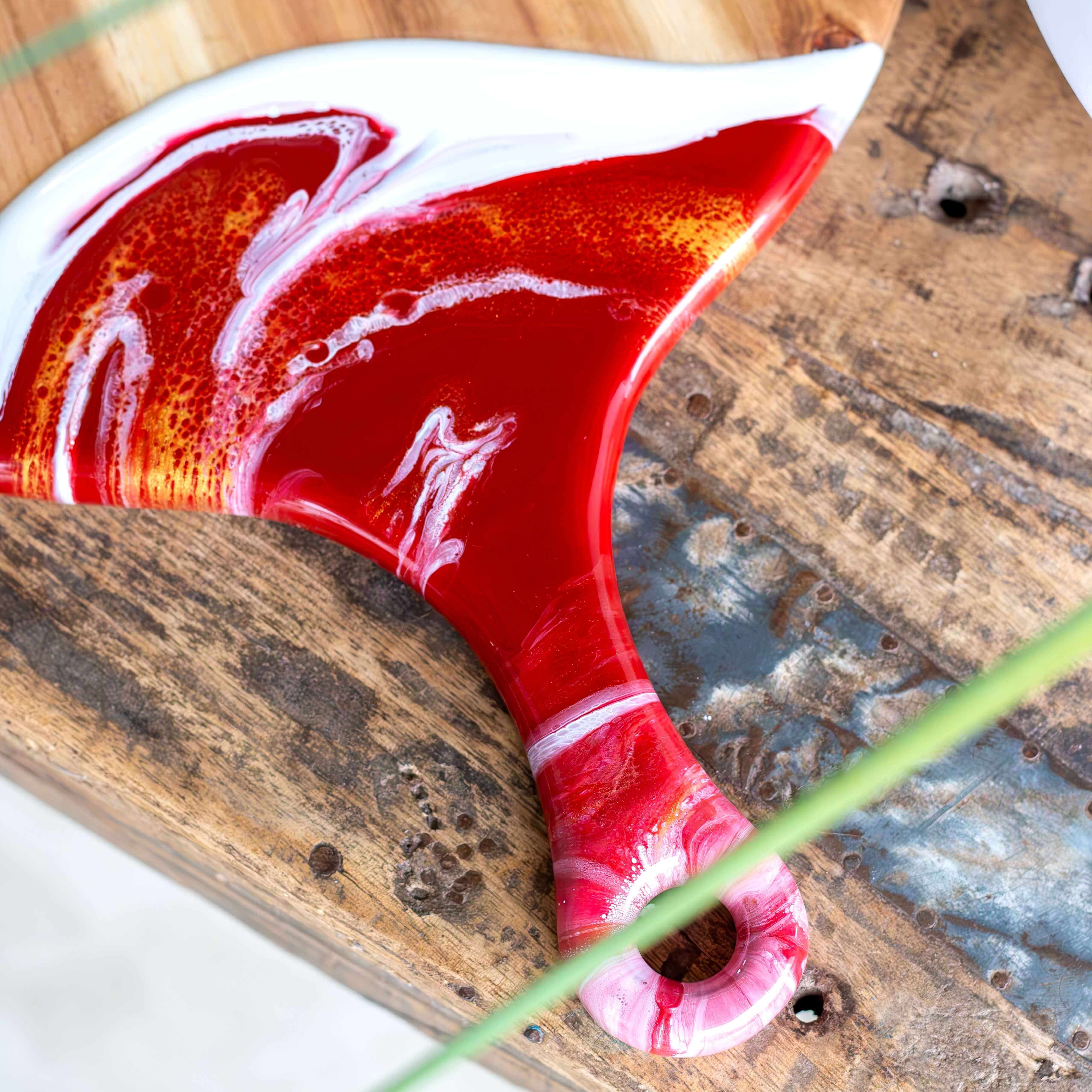#color_ Scarlet Red
